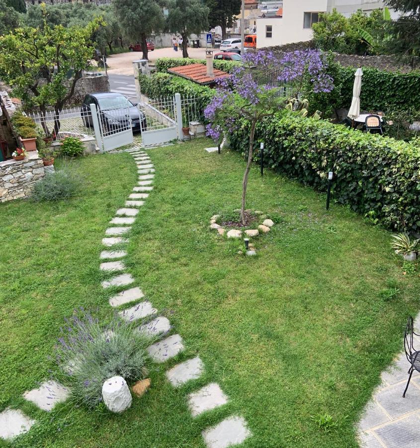 Ferienwohnung Antica Casa Nel Borgo Pietrasanta Exterior foto